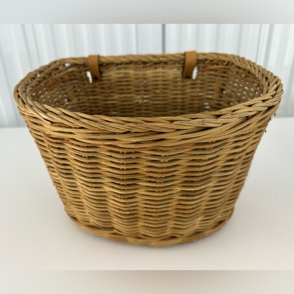 Wicker Bicycle Baskets with Leather Straps - Pair - Picture 2 of 7